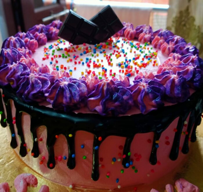Choco Truffle Berry Cake